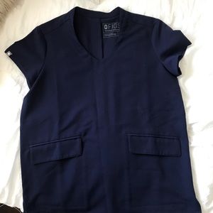 Figs Scrub Top